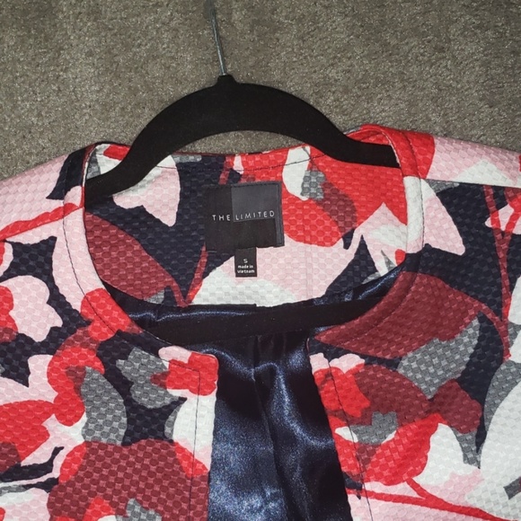 Coat - Picture 3 of 4